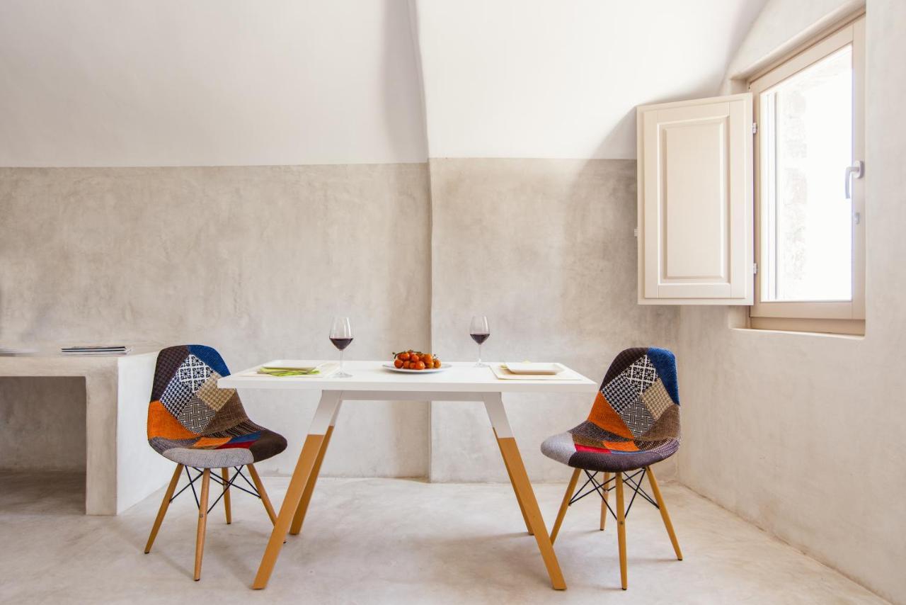 Lagadi Suites By K&K Mesaria Exteriör bild