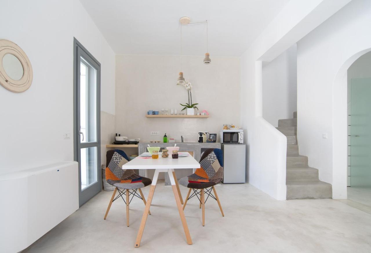 Lagadi Suites By K&K Mesaria Exteriör bild