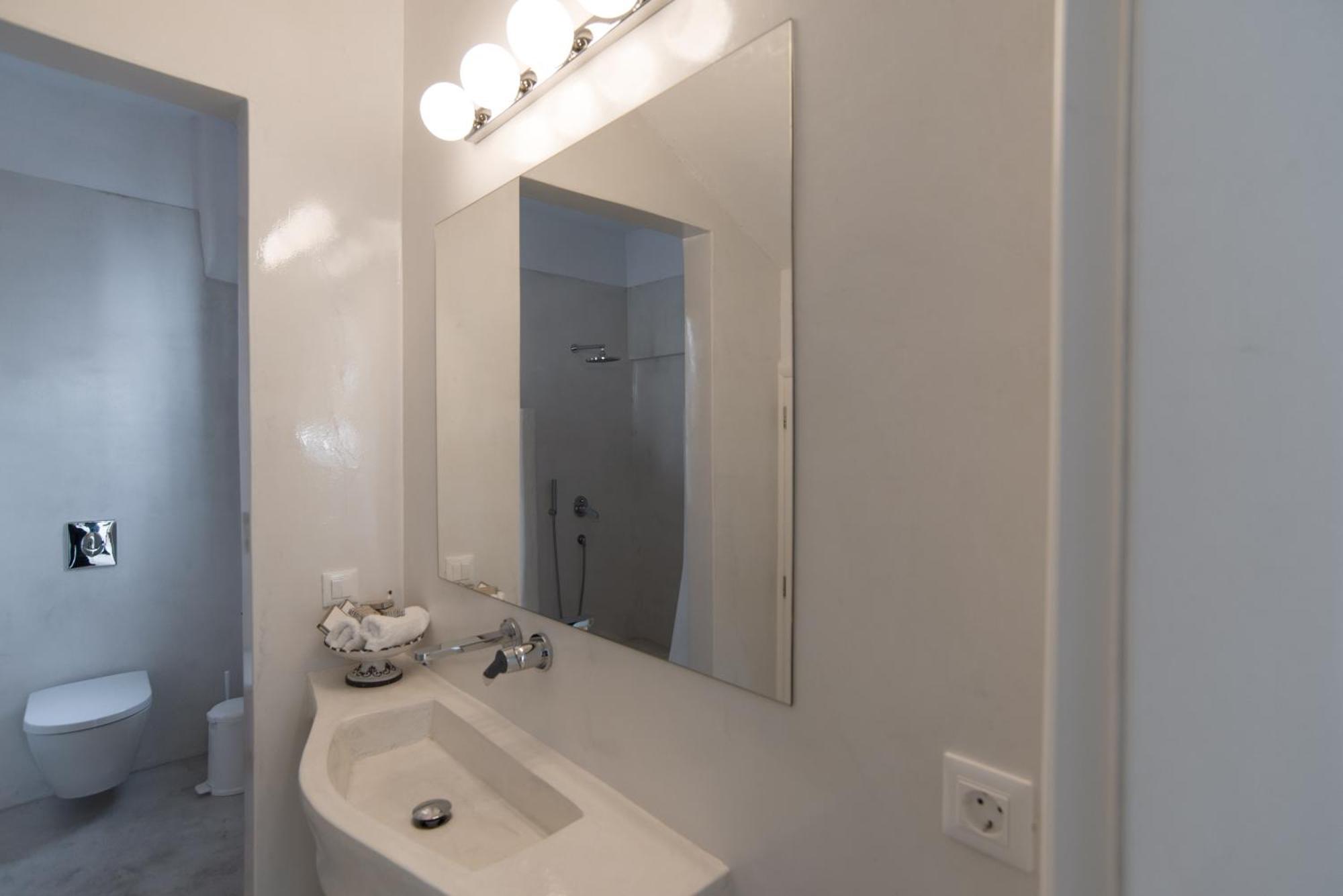 Lagadi Suites By K&K Mesaria Rum bild