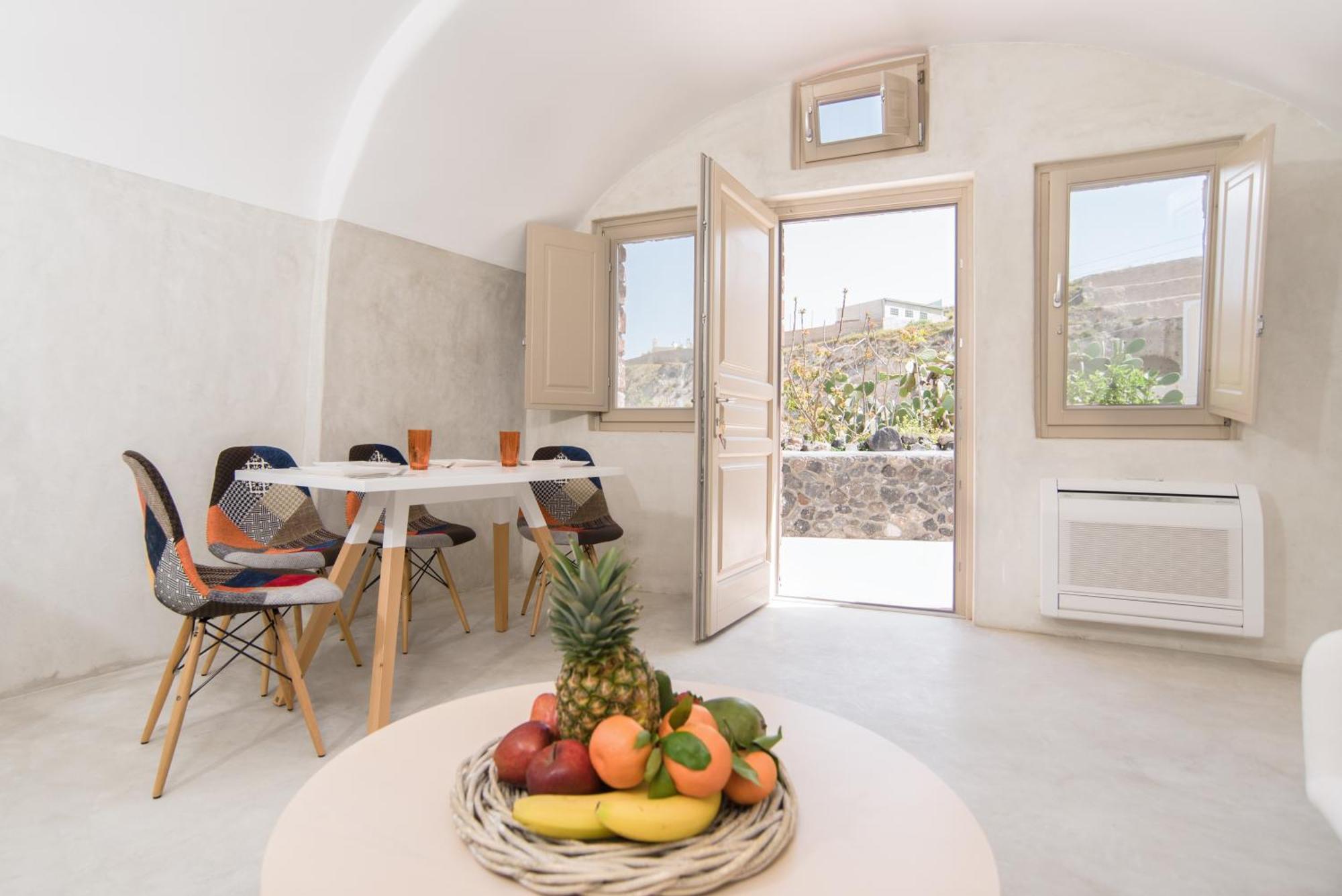 Lagadi Suites By K&K Mesaria Rum bild